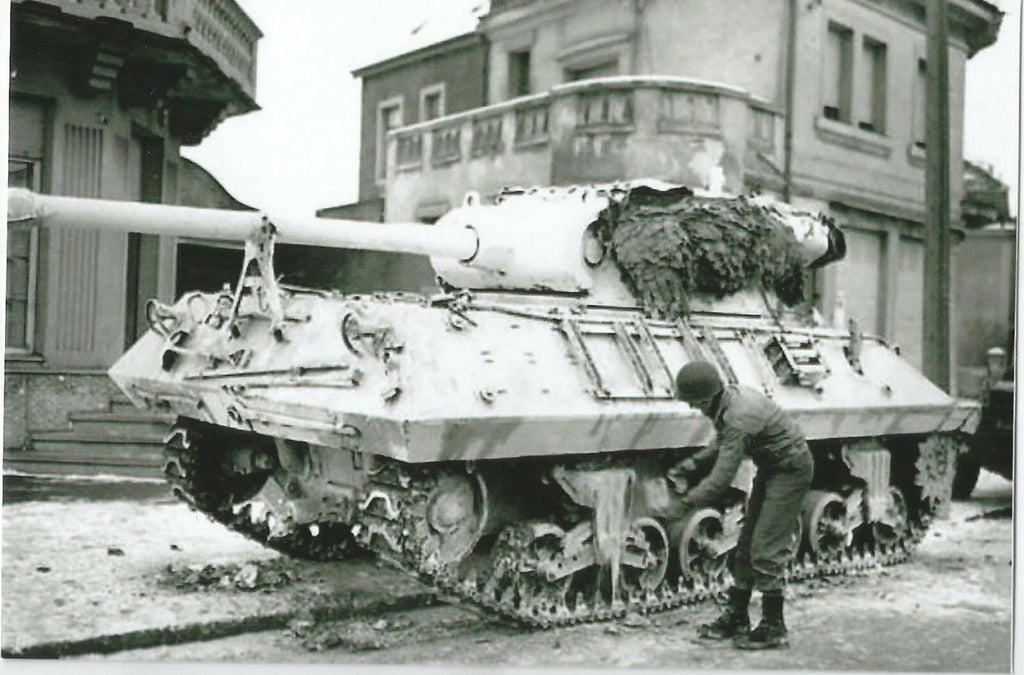 35T01